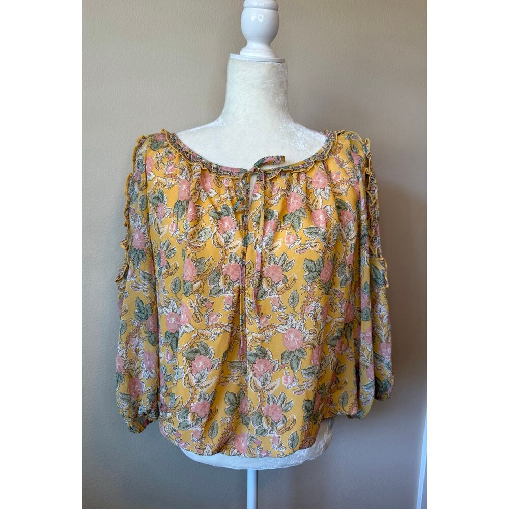 NWT Max Studio Yellow Floral Blouse Boho with peep shoulders